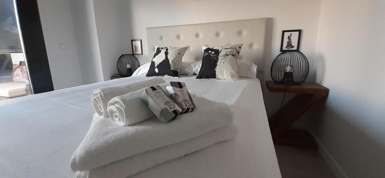 Teatinos Suite Málaga Kültér fotó